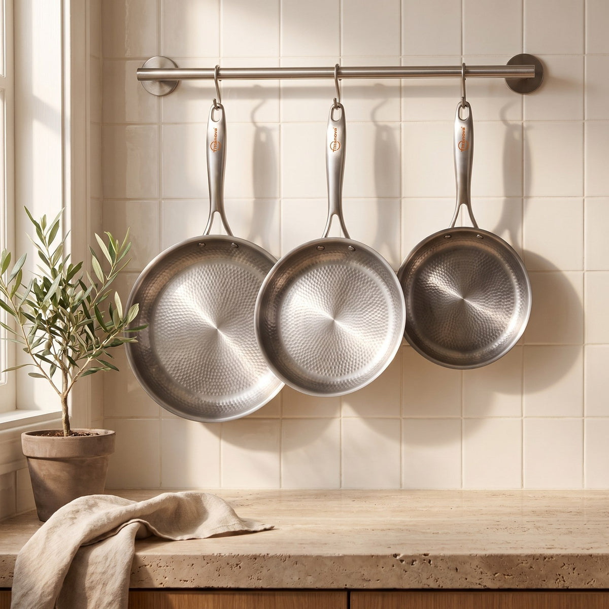 Conjunto 3 Frigideiras Titaniova® (20 · 24 · 28 cm)